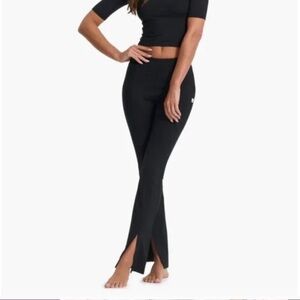 Vuori Lux Rib Split High Waist Pant